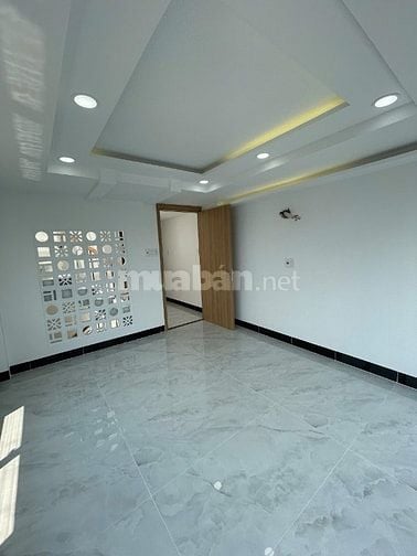 Bán nhà  MT 4 tầng số 235 đường Lê Quang Định đoạn giữa Nơ Trang Long 