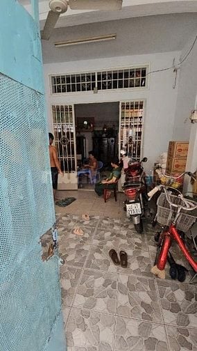 Nhà 316/ đường thống nhất  DT .4x13m  đúc  lửng  có 3pn  ,1wc  hẻm 3m 