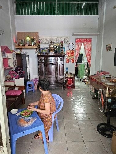 Nhà 316/ đường thống nhất  DT .4x13m  đúc  lửng  có 3pn  ,1wc  hẻm 3m 