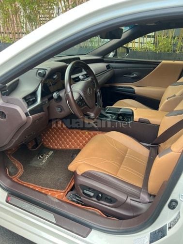 Chính chủ cần bán xe Lexus ES 250, xe lướt cực đẹp 😍