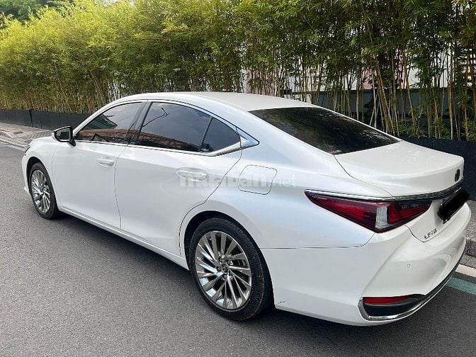 Chính chủ cần bán xe Lexus ES 250, xe lướt cực đẹp 😍