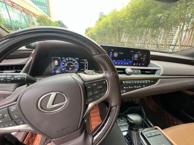 Chính chủ cần bán xe Lexus ES 250, xe lướt cực đẹp 😍