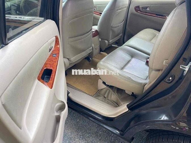 Toyota Innova 2007 G - 190000 km