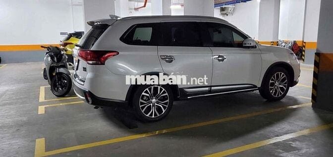 Mitsubishi Outlander 2018 2.0 CVT - 75000 km