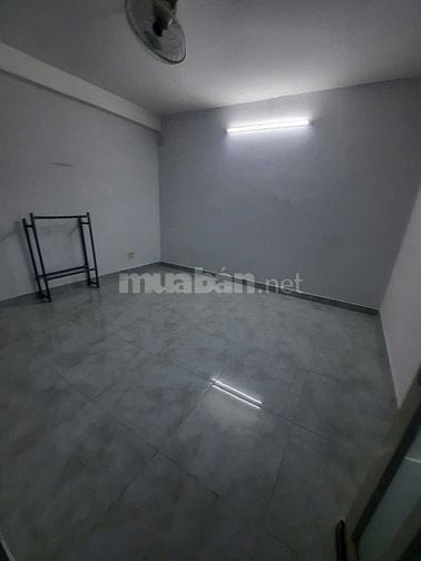 Nhà HXH 456/6D Cao Thắng Q10 - (4x8m 3 Lầu 3pn 4wc)