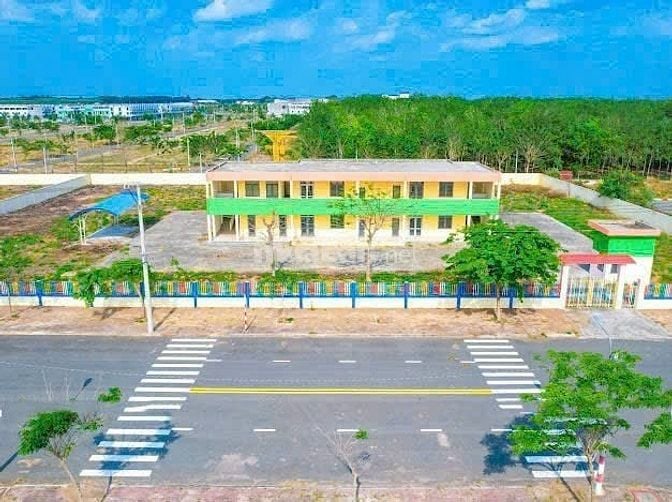 Chủ Kẹt Cần Bán Gấp lô đất nền trung tâm hành chánh bàu bàng Giá 870, 
