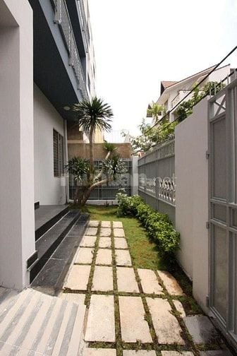 Cho thuê biệt thự mini làng báo chí , thảo điền q2, tp thủ đức