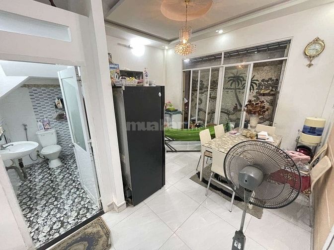 Bán nhà HXH 4m Huỳnh Tấn Phát 57,6m2, 1T2L ST, SHR ,cách đường lớn 60m
