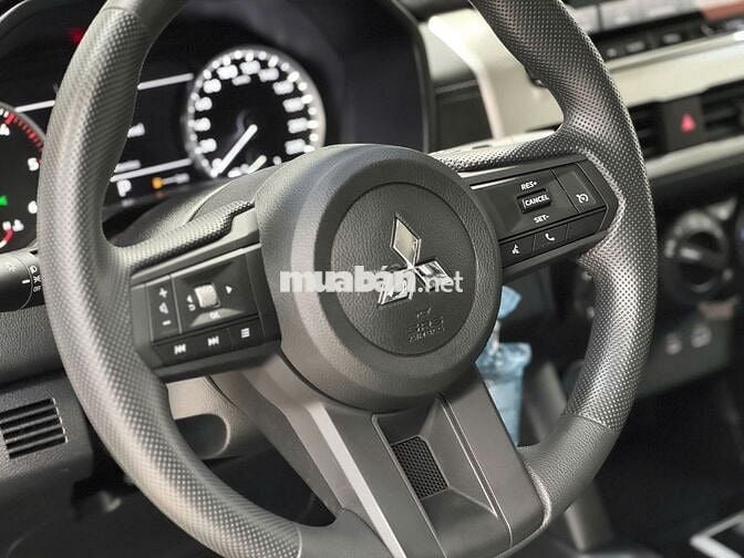 Mitsubishi Triton 2025 GLX 2WD AT