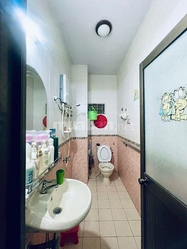 Hạ giá bán nhà 5 tầng Huỳnh Văn Bánh,Phú Nhuận, 33m2 chỉ còn 5,3 tỷ