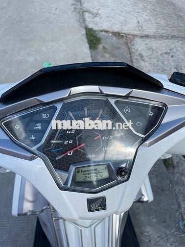 AB 125 Trắng 2015