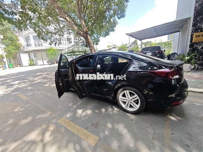 Hyundai Elantra 2020 1.6 AT Sport - 74000 km