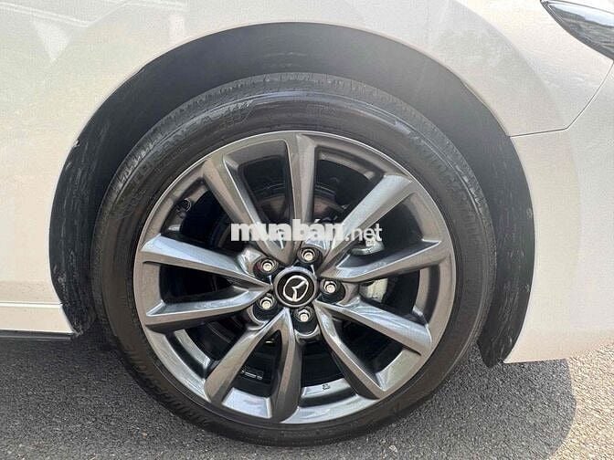 Mazda 3  Sport Premium 2023 lướt