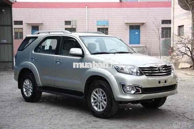 Toyota Fortuner 2014 2.7V 4x2 AT - 61000 km