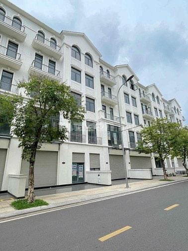 [SIÊU HOT] Bán Nhà Phố The Manhattan 84m² – Giá Chỉ 16 Tỷ Bao Hết – Vị