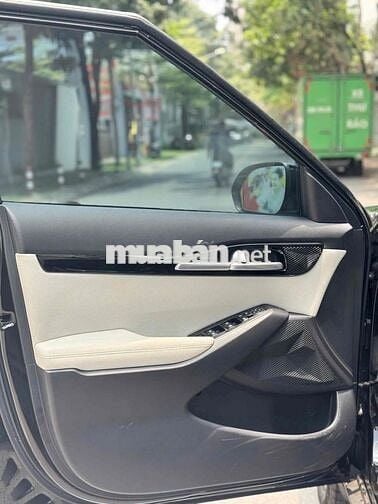 Kia Seltos 1.4Premium 2023 màu đen siêu đẹp