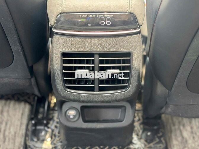 Kia Seltos 1.4Premium 2023 màu đen siêu đẹp