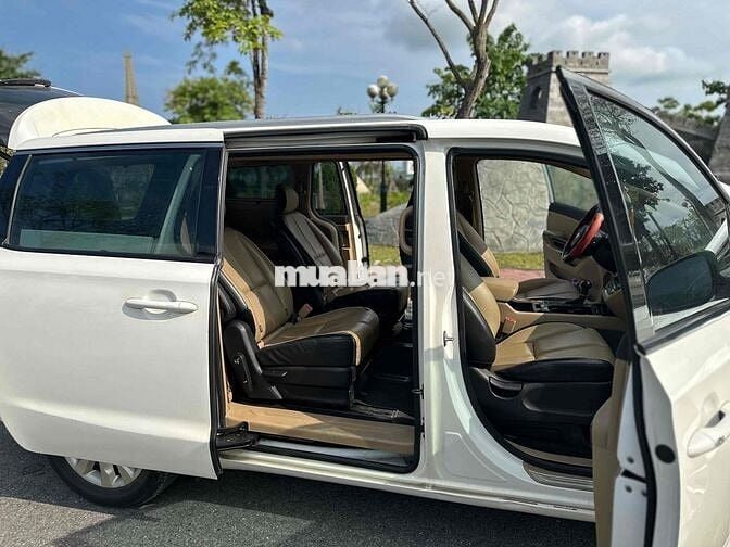 Kia Sedona 2015 Trắng Nhập Khẩu Hàn