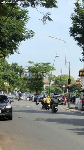 Chính chủ cần bán nhà mặt tiền Rạch bùng binh quận 3 Sổ hồng riêng 