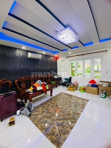 Nhà ngang lớn 5,3m Lý Nam Đế ,Quận 11. Ngay Coopmart Lý Thường Kiệt