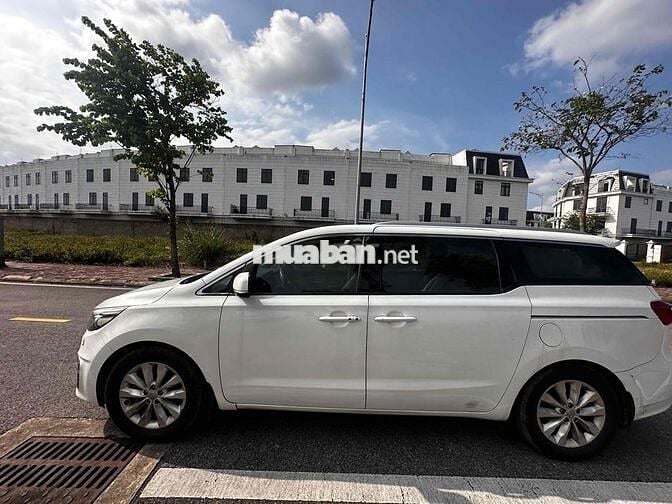 Kia Sedona 2015 Trắng Nhập Khẩu Hàn