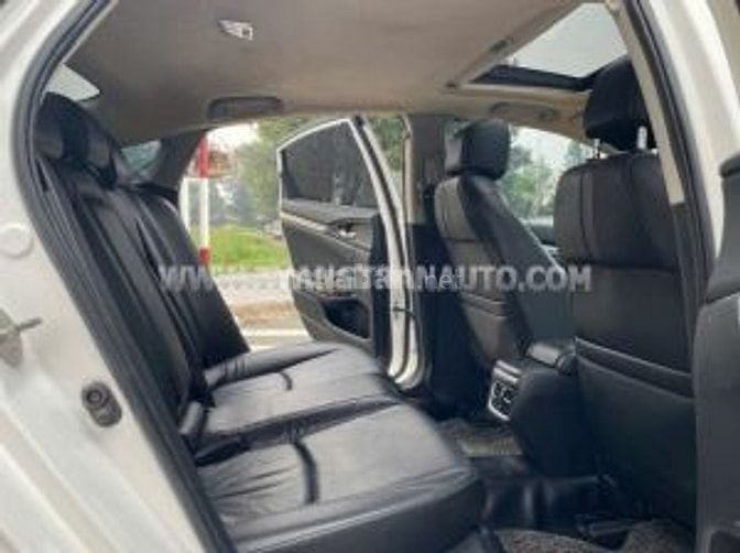 HONDA CIVIC 2017 1.5 L. ZALO 0918739799