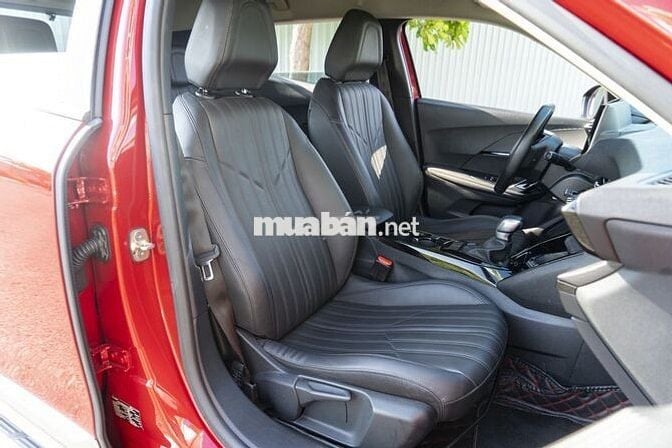 Peugeot 2008 GT Line 1.2 AT 2022 - 45000 km