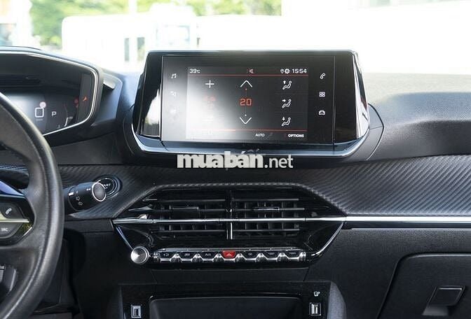 Peugeot 2008 GT Line 1.2 AT 2022 - 45000 km