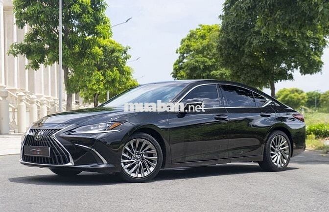 Lexus ES250 2023 đăng ký lần đầu 2024 - 14000 km