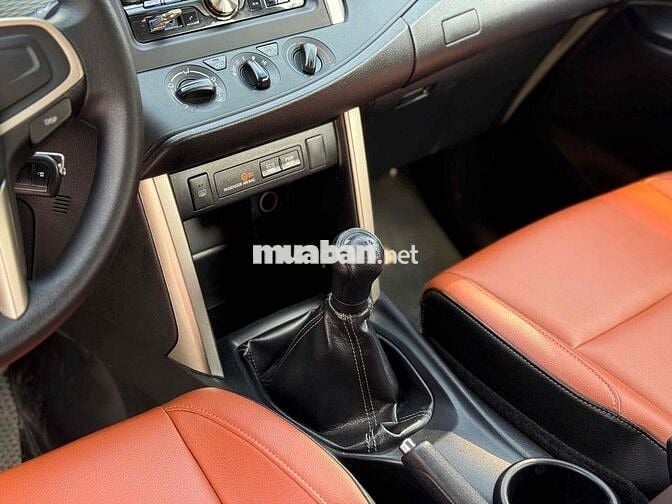 Toyota Innova 2.0E sản xuất 2017