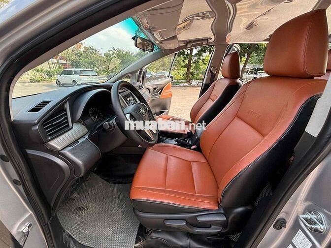Toyota Innova 2.0E sản xuất 2017
