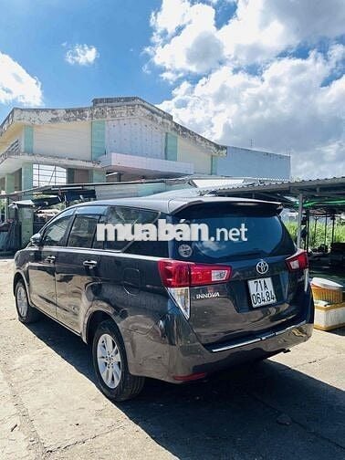 Toyota Innova 2019 2.0E - 90000 km