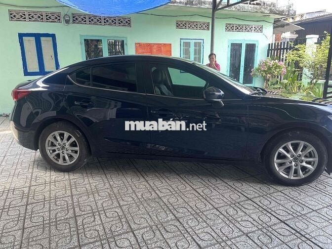 Mazda 3 2016 1.5 AT Sedan - 110000 km