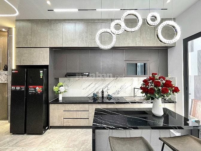 Bán nhà sẳn hợp đồng thuê dài hạn ngay đường Chánh Hưng, Q8 - 3Tỷ940