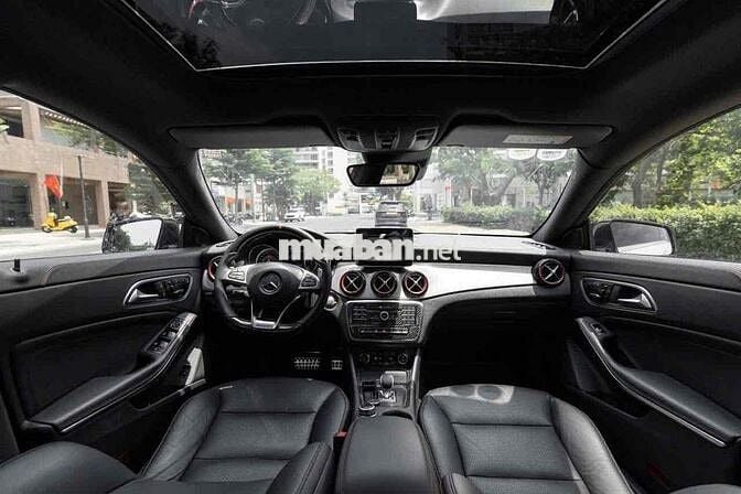 CLA45 4Matic Model 2016 màu trắng 360 Hp mạnh mẽ
