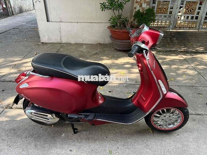 vespa 2018 đèn led moi 98% chính chủ kí giay