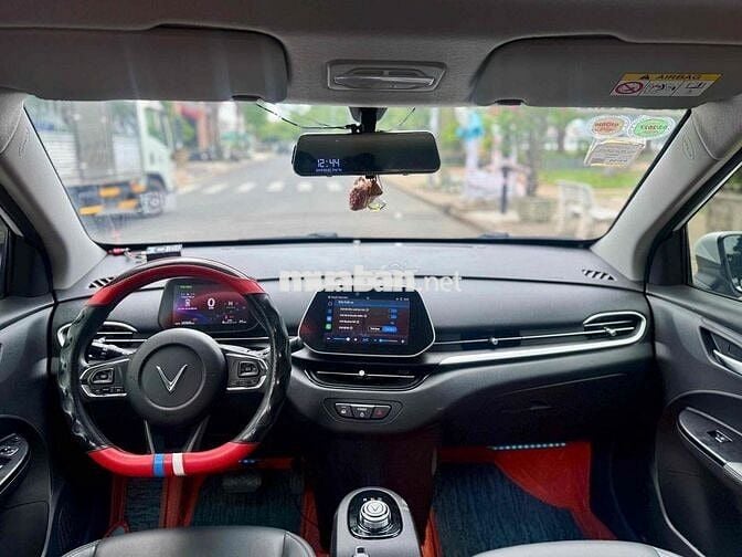 Vinfast VF5 Plus 2025 - Thuê Pin - 10.000km