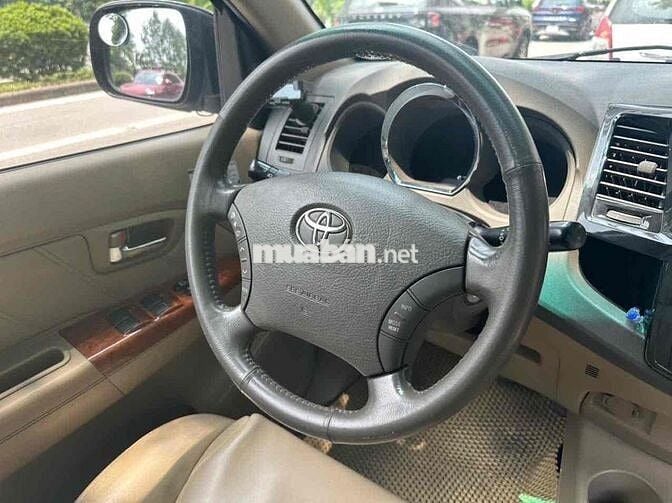 Toyota Fortuner 2009 2.7V - 190000 km