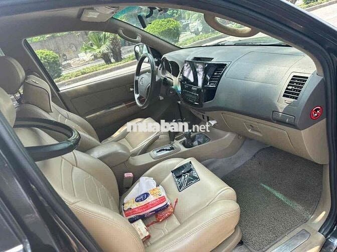Toyota Fortuner 2009 2.7V - 190000 km