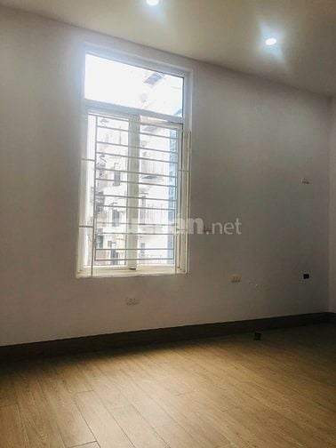 Cho thuê văn phòng tầng 5 nhà số 5, ngó 25,phố Dịch Vọng Hậu,Cầu Giấy,