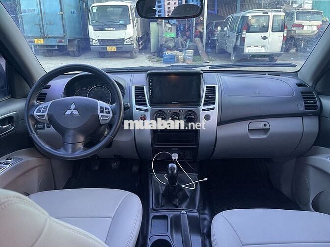 Mitsubishi Pajero Sport 2016 D 4x2 MT - 190000 km