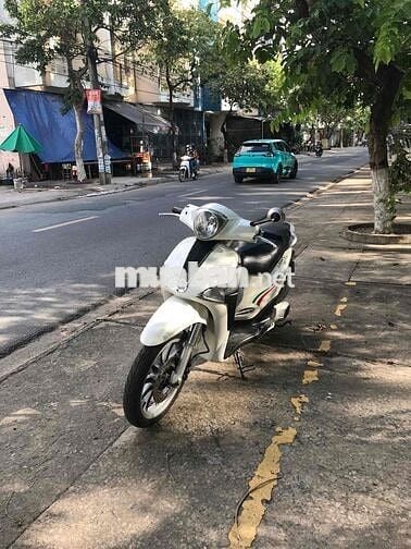 bán nhanh chiếc xe mới tinh 99% kg có cái thu 2