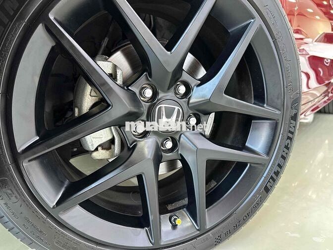 Honda Civic RS 1.5 AT 2023 full đồ chơi - 15.000km