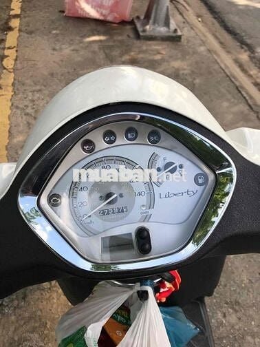 bán nhanh chiếc xe mới tinh 99% kg có cái thu 2