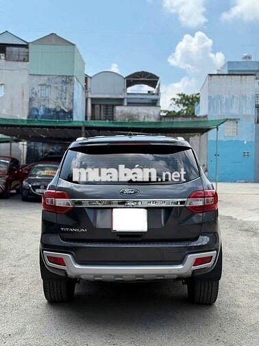 Ford Everest 2 0 Titanium 4x2 AT sx2019 - 54000 km