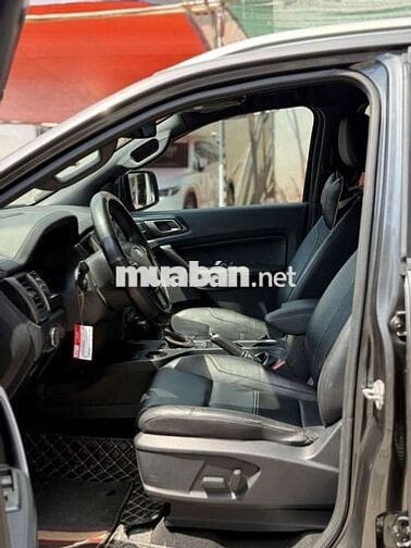 Ford Everest 2 0 Titanium 4x2 AT sx2019 - 54000 km