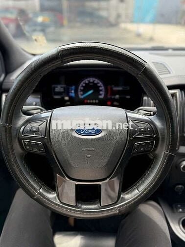 Ford Everest 2 0 Titanium 4x2 AT sx2019 - 54000 km