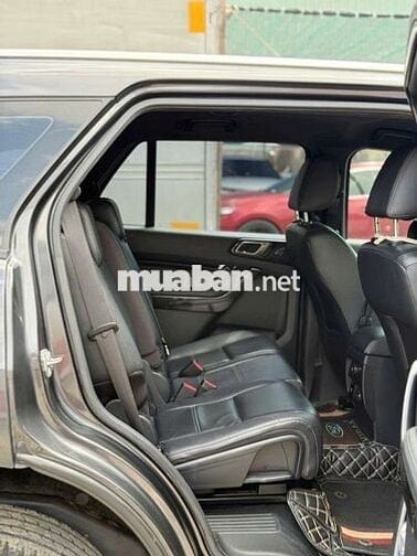 Ford Everest 2 0 Titanium 4x2 AT sx2019 - 54000 km