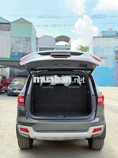 Ford Everest 2 0 Titanium 4x2 AT sx2019 - 54000 km