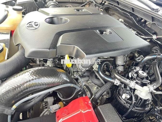 Toyota Fortuner 2020 2.4MT 4x2 MT  - 81000 km